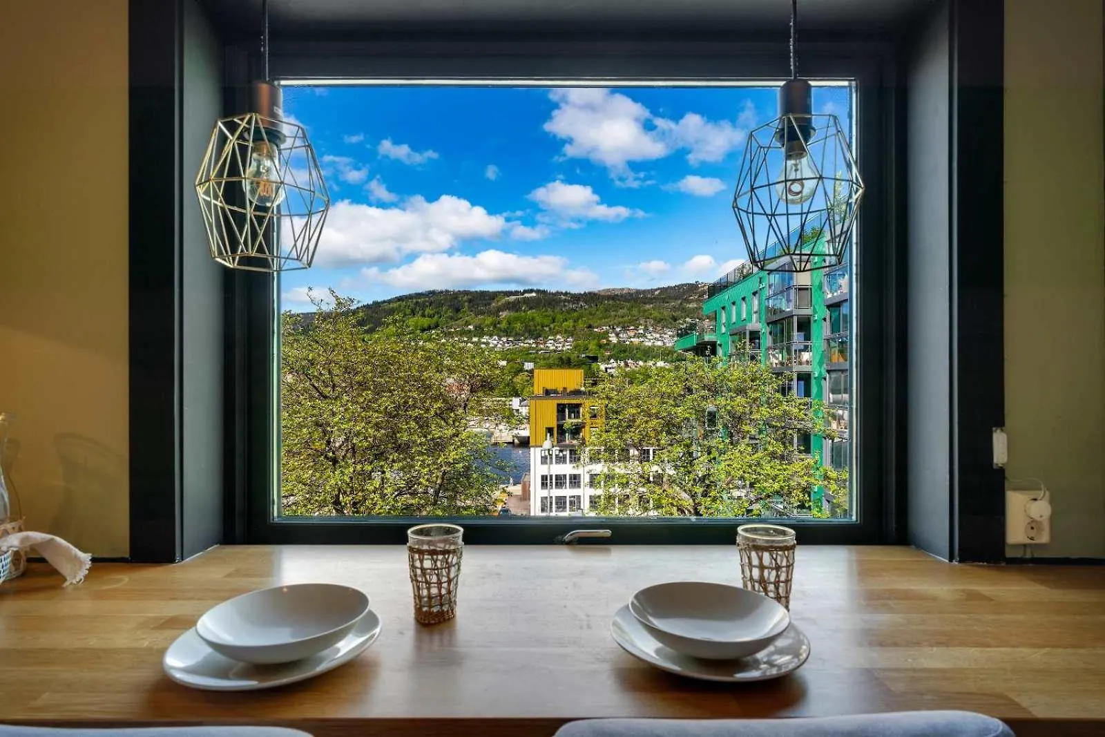 Roomsly Apartments - View & Comfort In One Spot 베르겐 0*,  노르웨이